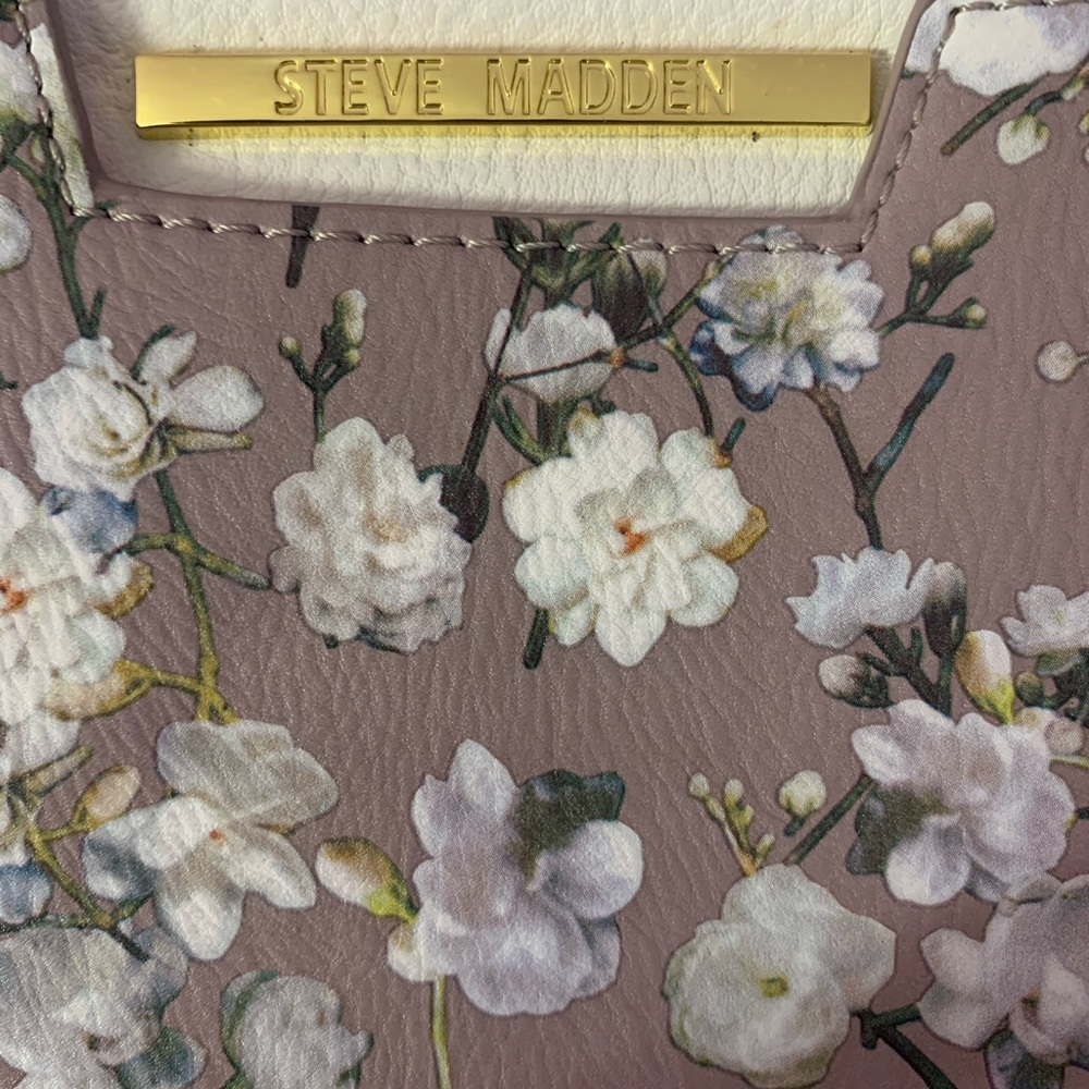 Steven Madden “Floral Belaine Crossbody” purse NWT